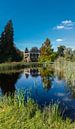 Stehendes Panorama des Hauses Boekesteyn mit Teich in 's-Graveland, Niederlande von Martin Stevens Miniaturansicht