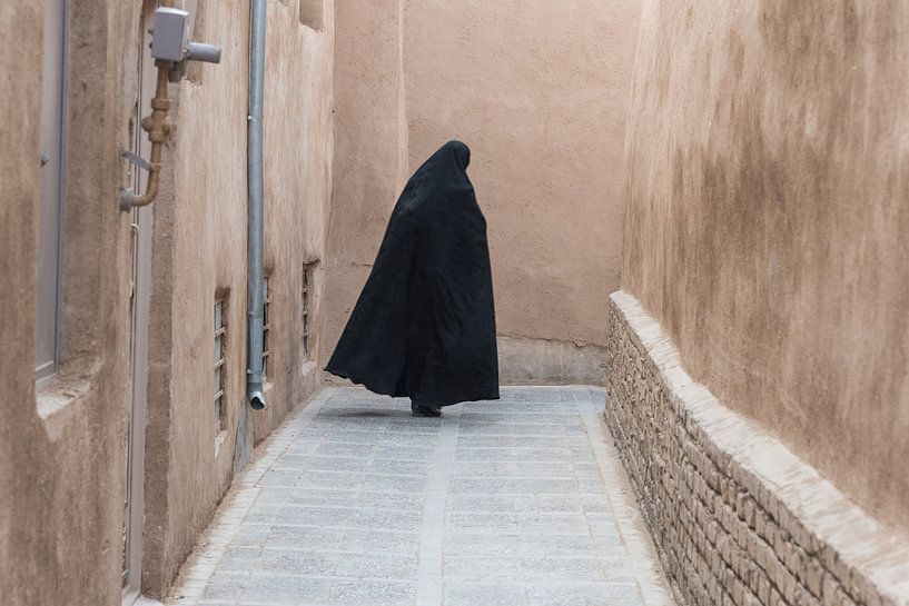 Silhouette d'une femme en Iran sur Photolovers reisfotografie