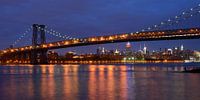 Williamsburg Bridge in New York mit Skyline von Midtown Manhattan, Panorama von Merijn van der Vliet Miniaturansicht