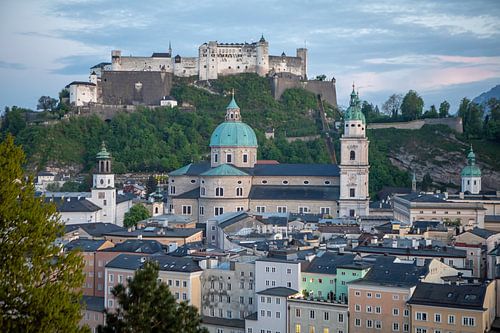 Salzburg - Dom van Salzburg en vesting Hohensalzburg