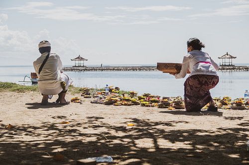 Offrir par la plage, Sanur