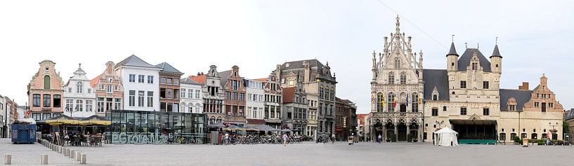 Grote Markt, Mechelen en Belgique par Cora Unk