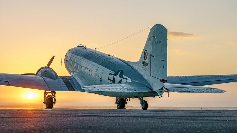 U.S. Navy Douglas SC-47J Skytrain. by Jaap van den Berg