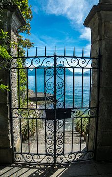 De poort naar het Maggiore meer van Samantha Giannattasio