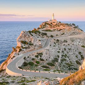 Far de Cap Formentor auf Mallorca von Michael Valjak