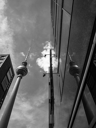 Fernsehturm in doppelter Ausführung
