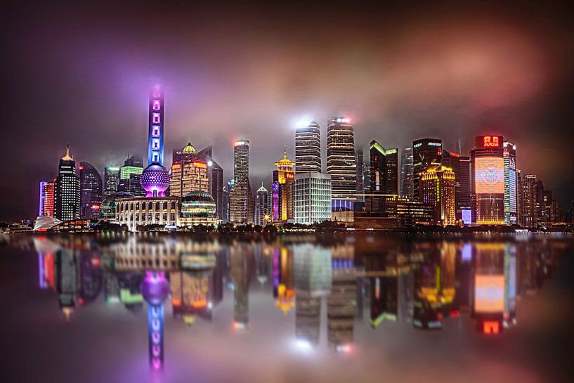 Shanghai bij Nacht by Van Renselaar Fotografie