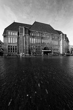 Het voormalige postkantoor op de Neude in Utrecht (januari 2016) staand