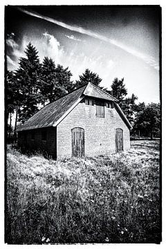 An old style barn by Peter de Jong
