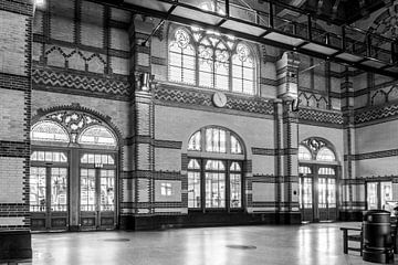 Central Station Groningen, Netherlands, Station hall track side by Klaske Kuperus