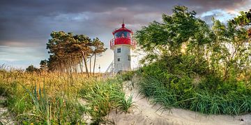 Leuchtturm Gellen am Strand auf der Insel Hiddensee