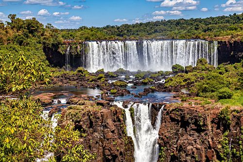 De watervallen van Iguazu tussen Argentinië en Brazilië
