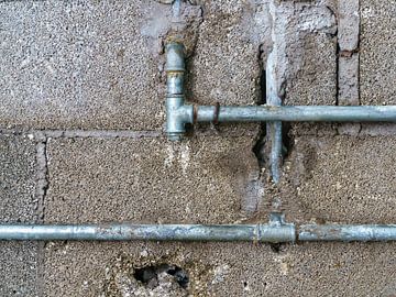 old water pipe repair by Markus Gann