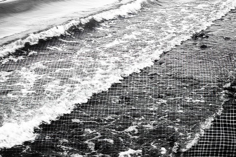 Waves in the River van True Color Stories