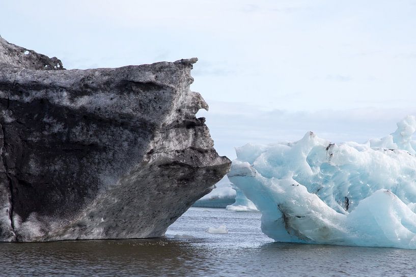 Ice lake Jokulsarlon Iceland by Menno Schaefer
