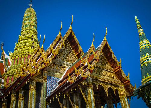 Golden temple, Wat Phra Kaeo-Thaïlande sur Rietje Bulthuis