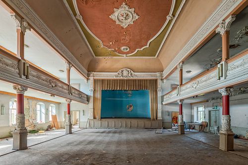 Verlaten balzaal