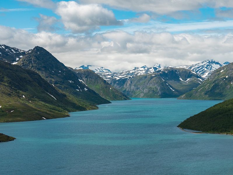 Norwegian mountains by Michel Meijer