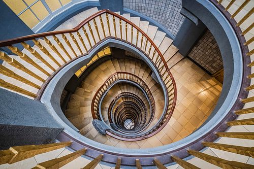 Ancien escalier en colimaçon dans le vieux quartier de Hambourg