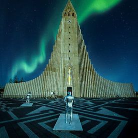 Hallgrímskirkja in Reykjavik, Ijsland van Marnix Teensma