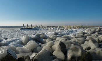 de afsluitdijk op 28 februari 2018 