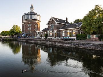 Water tower the Esch in Rotterdam by OCEANVOLTA
