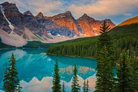 Sunrise at Moraine Lake, Canada