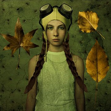 Vintage Beauty Bathing cap Golden Autumn Leaf