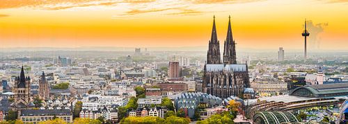 Köln Panorama bei Sonnenuntergang