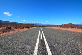 Endless roads on the R62 in South Africa.