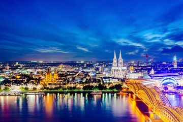 Köln bei Nacht von Günter Albers