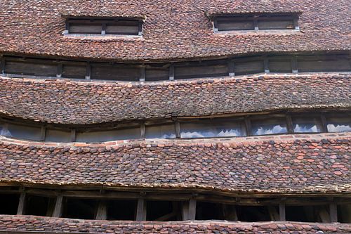 WEISSENBURG Façade de maison et fenêtres - the lucky roof