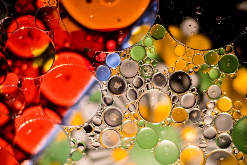 Bubbleborder von Milou Oomens