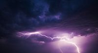 Bliksem in de donkere nachtelijke hemel van Sjoerd van der Wal Fotografie thumbnail