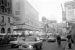 New York City, street-scene, oldtimers 1956
