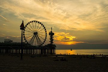 Sonnenuntergang in Scheveningen von Harm-Jan Tamminga