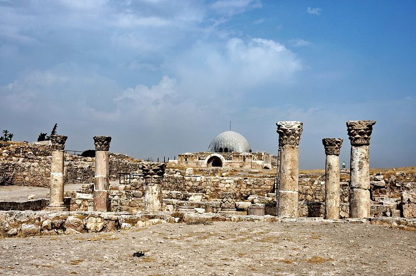 Discovering the Citadel of Amman by Frank Photos