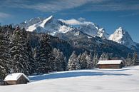 View to the Zugspitze near Garmisch-Partenkirchen in winter van Andreas Müller thumbnail