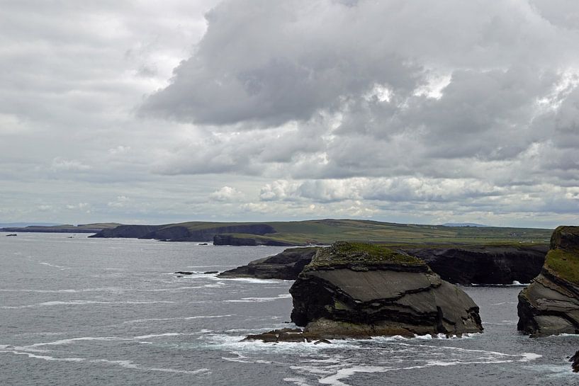 The Kilkee Cliffs in Ireland by Babetts Bildergalerie