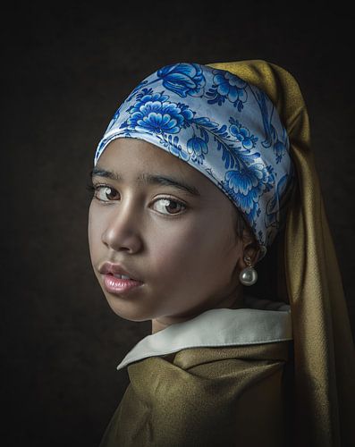 Girl with a Pearl Earring by Manon Moller Fotografie