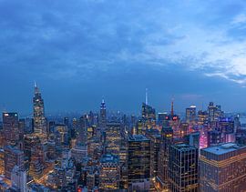New York aus der Vogelperspektive in der blauen Stunde von Bfec.nl