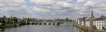 Servaas Bridge Maastricht by John Kerkhofs