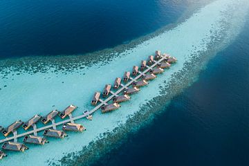 Maldives from high altitude by Laura Vink
