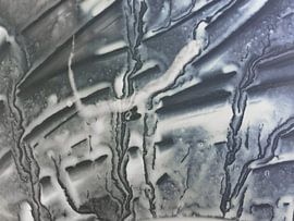 Underwater dance by Henriëtte Mosselman