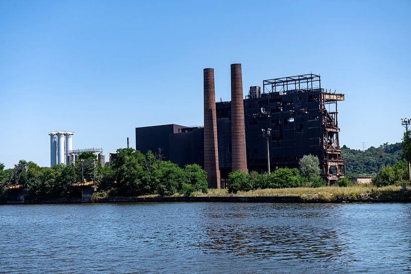 Chertal steel mill by Richard Wareham