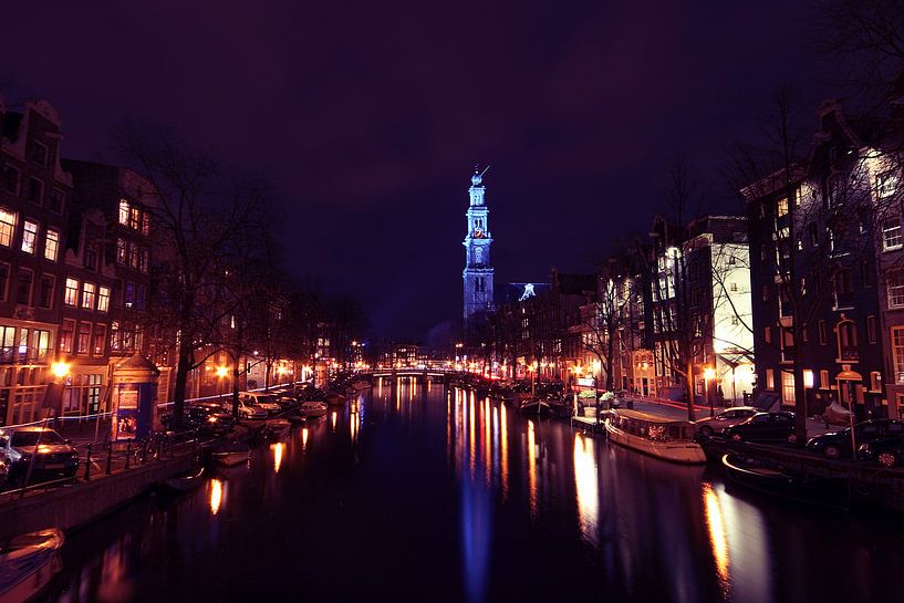 De Westerkerk in Amsterdam bij nacht in het blauw by Eye on You
