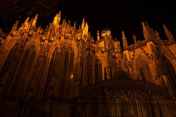 Kathedraal in avondlicht (2)