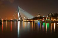 Rotterdam bij nacht van Michel van Kooten thumbnail