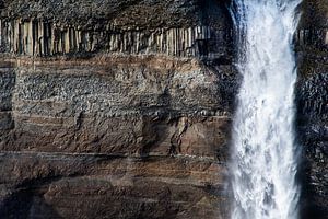 Détails chute d'eau Háifoss