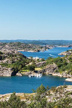 View from the island of Monsøya over archipelago islands in Norway by Rico Ködder